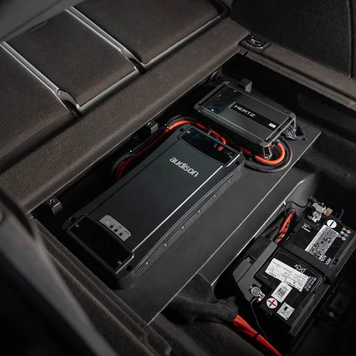 Porsche+amps